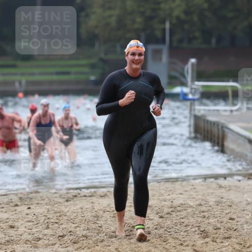 13.09.2026 - Stadtparktriathlon Mo-Foto http://msf.ph/oto/10252683 13.09.2026 09:48:47 Schwimmen 243, 246, 251, 261, 267, 302 meine-sportfotos.de