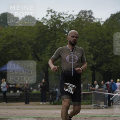 13.09.2026 - Stadtparktriathlon Patografie http://msf.ph/oto/10252690 13.09.2026 09:40:20 Ziel 41, 49 meine-sportfotos.de