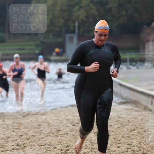 13.09.2026 - Stadtparktriathlon Mo-Foto http://msf.ph/oto/10252692 13.09.2026 09:48:48 Schwimmen 243, 246, 251, 261, 267, 302 meine-sportfotos.de