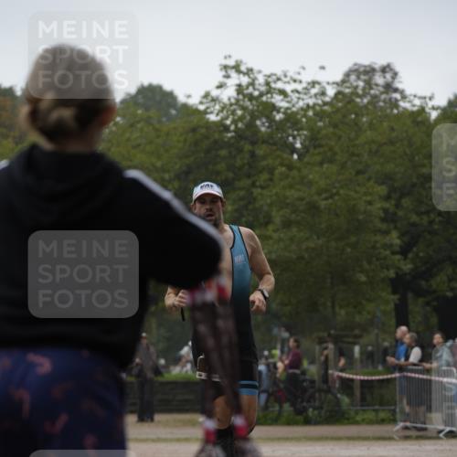 13.09.2026 - Stadtparktriathlon Patografie http://msf.ph/oto/10252695 13.09.2026 09:40:26 Ziel 41, 49 meine-sportfotos.de