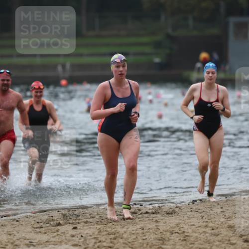 13.09.2026 - Stadtparktriathlon Mo-Foto http://msf.ph/oto/10252696 13.09.2026 09:48:49 Schwimmen 243, 246, 251, 261, 302 meine-sportfotos.de