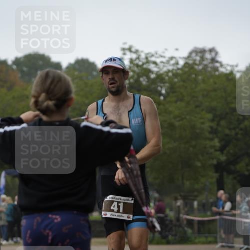 13.09.2026 - Stadtparktriathlon Patografie http://msf.ph/oto/10252697 13.09.2026 09:40:27 Ziel 41, 49 meine-sportfotos.de