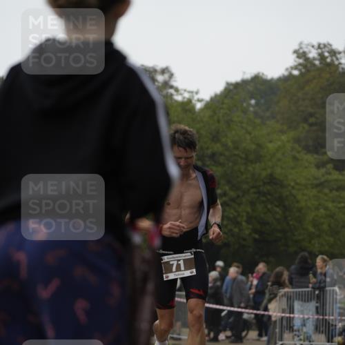 13.09.2026 - Stadtparktriathlon Patografie http://msf.ph/oto/10252717 13.09.2026 09:41:36 Ziel 56, 57, 71 meine-sportfotos.de