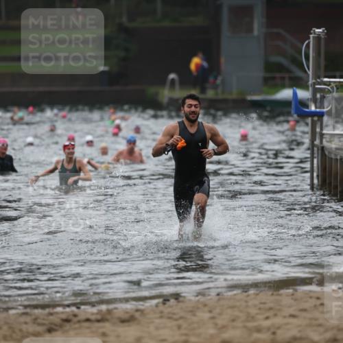 13.09.2026 - Stadtparktriathlon Mo-Foto http://msf.ph/oto/10252728 13.09.2026 09:48:59 Schwimmen 229, 244 meine-sportfotos.de