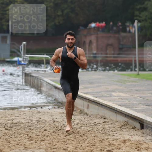 13.09.2026 - Stadtparktriathlon Mo-Foto http://msf.ph/oto/10252749 13.09.2026 09:49:04 Schwimmen 221, 229, 244, 249 meine-sportfotos.de