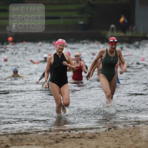 13.09.2026 - Stadtparktriathlon Mo-Foto http://msf.ph/oto/10252771 13.09.2026 09:49:10 Schwimmen 221, 229, 230, 249, 328 meine-sportfotos.de