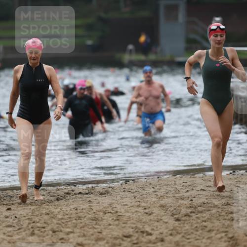 13.09.2026 - Stadtparktriathlon Mo-Foto http://msf.ph/oto/10252778 13.09.2026 09:49:14 Schwimmen 221, 230, 249, 270, 283, 328 meine-sportfotos.de