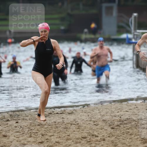 13.09.2026 - Stadtparktriathlon Mo-Foto http://msf.ph/oto/10252781 13.09.2026 09:49:14 Schwimmen 221, 230, 249, 270, 283, 328 meine-sportfotos.de