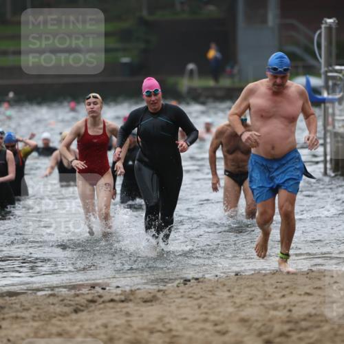 13.09.2026 - Stadtparktriathlon Mo-Foto http://msf.ph/oto/10252790 13.09.2026 09:49:18 Schwimmen 221, 223, 230, 249, 270, 283, 328 meine-sportfotos.de