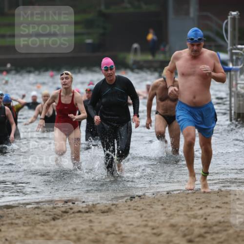 13.09.2026 - Stadtparktriathlon Mo-Foto http://msf.ph/oto/10252792 13.09.2026 09:49:18 Schwimmen 221, 223, 230, 249, 270, 283, 328 meine-sportfotos.de