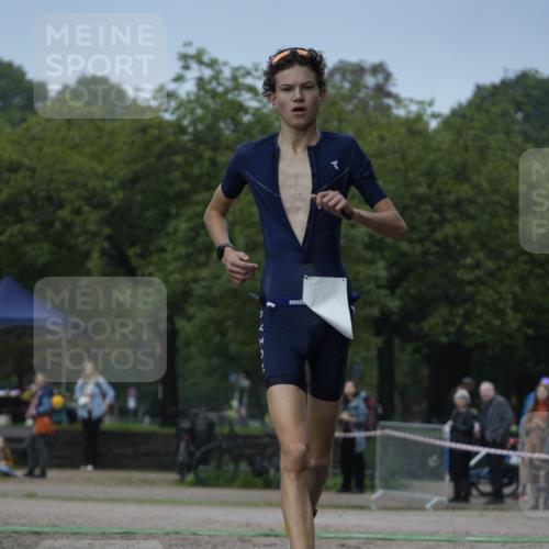 13.09.2026 - Stadtparktriathlon Patografie http://msf.ph/oto/10252815 13.09.2026 09:44:53 Ziel 45 meine-sportfotos.de