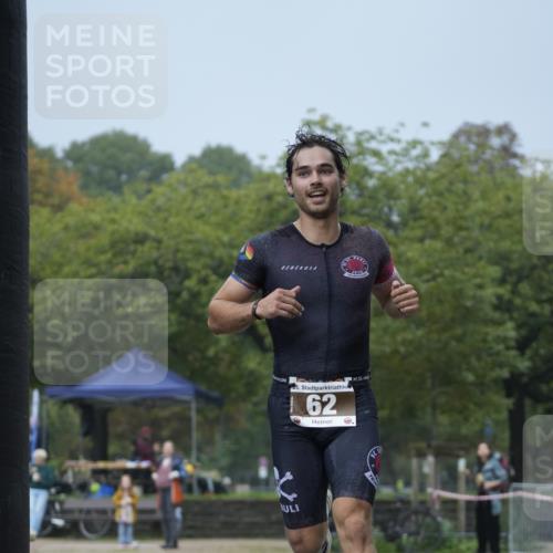 13.09.2026 - Stadtparktriathlon Patografie http://msf.ph/oto/10252820 13.09.2026 09:46:43 Ziel 62 meine-sportfotos.de