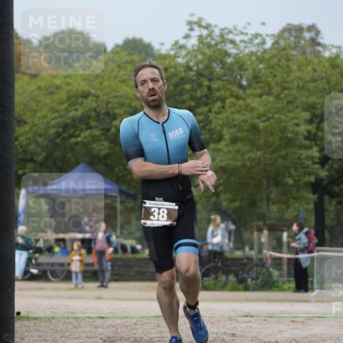 13.09.2026 - Stadtparktriathlon Patografie http://msf.ph/oto/10252830 13.09.2026 09:47:42 Ziel 38 meine-sportfotos.de