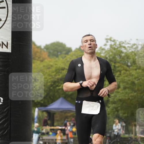 13.09.2026 - Stadtparktriathlon Patografie http://msf.ph/oto/10252846 13.09.2026 09:48:25 Ziel 11, 95 meine-sportfotos.de