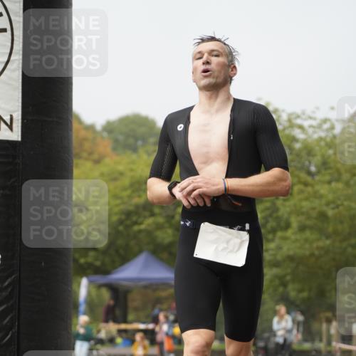 13.09.2026 - Stadtparktriathlon Patografie http://msf.ph/oto/10252849 13.09.2026 09:48:25 Ziel 11, 95 meine-sportfotos.de