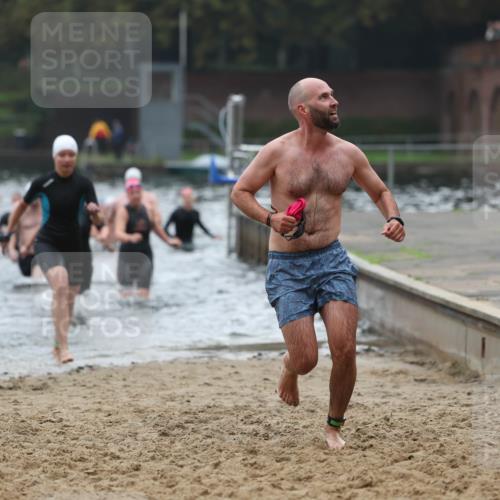 13.09.2026 - Stadtparktriathlon Mo-Foto http://msf.ph/oto/10252854 13.09.2026 09:49:38 Schwimmen 210, 216, 232, 253, 257, 268, 281, 309, 317, 320, 334, 335 meine-sportfotos.de