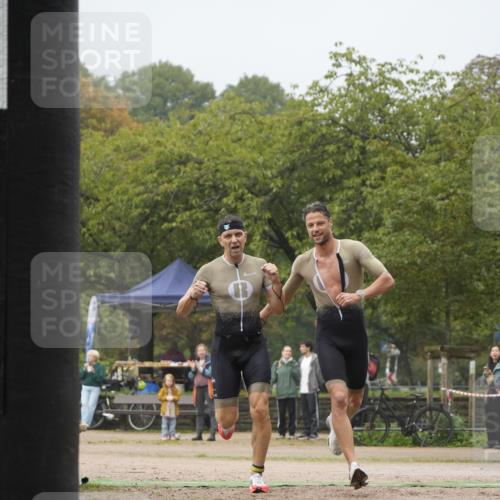 13.09.2026 - Stadtparktriathlon Patografie http://msf.ph/oto/10252872 13.09.2026 09:49:22 Ziel 80, 90 meine-sportfotos.de