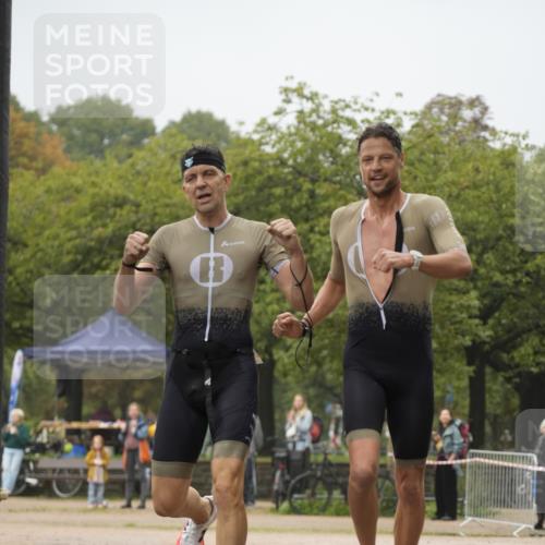 13.09.2026 - Stadtparktriathlon Patografie http://msf.ph/oto/10252878 13.09.2026 09:49:23 Ziel 80, 90 meine-sportfotos.de