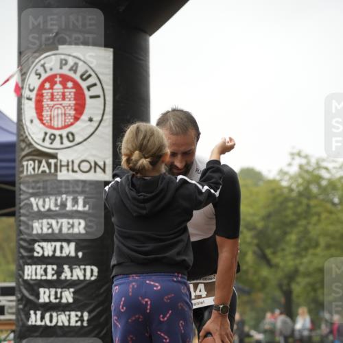13.09.2026 - Stadtparktriathlon Patografie http://msf.ph/oto/10252918 13.09.2026 09:50:49 Ziel 44 meine-sportfotos.de