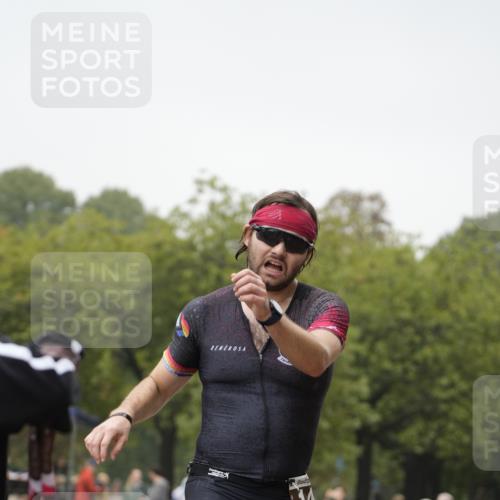 13.09.2026 - Stadtparktriathlon Patografie http://msf.ph/oto/10252989 13.09.2026 09:53:40 Ziel 86, 144 meine-sportfotos.de