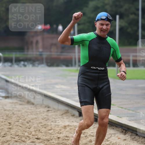 13.09.2026 - Stadtparktriathlon Mo-Foto http://msf.ph/oto/10252995 13.09.2026 09:50:08 Schwimmen 265, 292, 297 meine-sportfotos.de