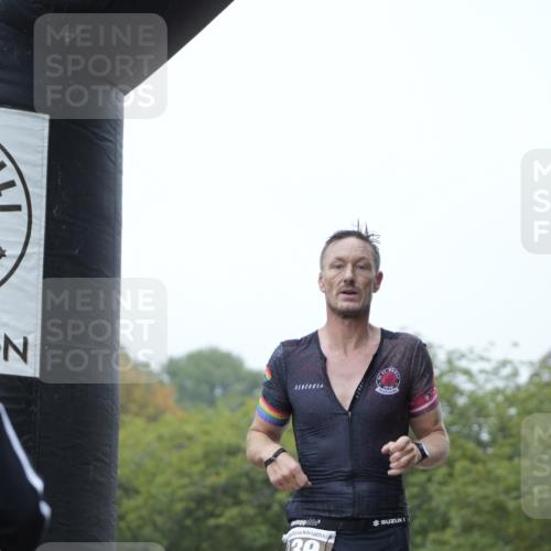 13.09.2026 - Stadtparktriathlon Patografie http://msf.ph/oto/10253009 13.09.2026 09:54:57 Ziel 139, 145 meine-sportfotos.de
