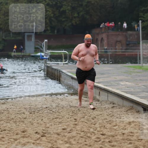 13.09.2026 - Stadtparktriathlon Mo-Foto http://msf.ph/oto/10253013 13.09.2026 09:50:13 Schwimmen 265 meine-sportfotos.de