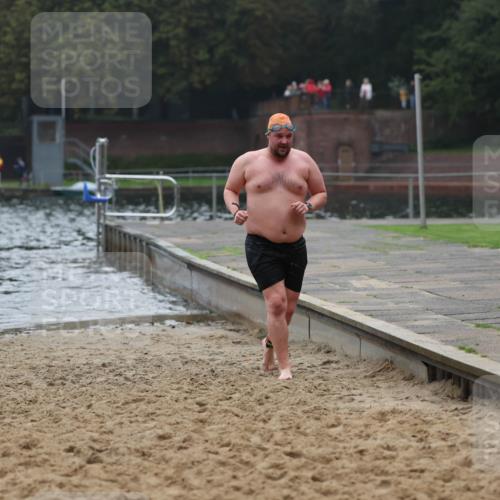 13.09.2026 - Stadtparktriathlon Mo-Foto http://msf.ph/oto/10253015 13.09.2026 09:50:14 Schwimmen 265 meine-sportfotos.de