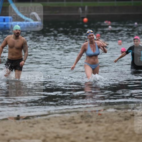 13.09.2026 - Stadtparktriathlon Mo-Foto http://msf.ph/oto/10253024 13.09.2026 09:50:24 Schwimmen 254, 319, 345 meine-sportfotos.de