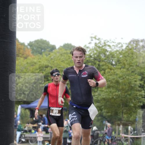 13.09.2026 - Stadtparktriathlon Patografie http://msf.ph/oto/10253028 13.09.2026 09:57:11 Ziel 99, 143 meine-sportfotos.de