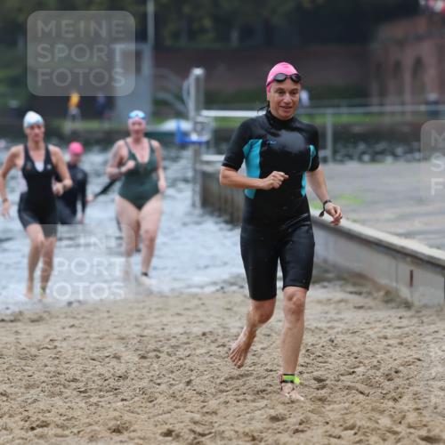 13.09.2026 - Stadtparktriathlon Mo-Foto http://msf.ph/oto/10253056 13.09.2026 09:50:35 Schwimmen 231, 252, 254, 319, 330, 343, 345 meine-sportfotos.de