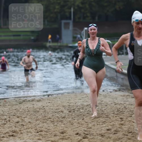 13.09.2026 - Stadtparktriathlon Mo-Foto http://msf.ph/oto/10253071 13.09.2026 09:50:40 Schwimmen 231, 252, 330, 342, 343, 345 meine-sportfotos.de