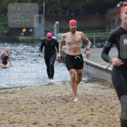 13.09.2026 - Stadtparktriathlon Mo-Foto http://msf.ph/oto/10253094 13.09.2026 09:50:45 Schwimmen 252, 307, 330, 342, 343 meine-sportfotos.de