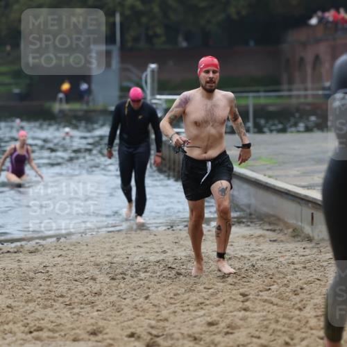 13.09.2026 - Stadtparktriathlon Mo-Foto http://msf.ph/oto/10253096 13.09.2026 09:50:45 Schwimmen 252, 307, 330, 342, 343 meine-sportfotos.de
