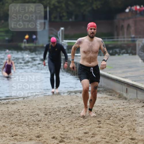 13.09.2026 - Stadtparktriathlon Mo-Foto http://msf.ph/oto/10253098 13.09.2026 09:50:46 Schwimmen 252, 307, 330, 342, 343 meine-sportfotos.de