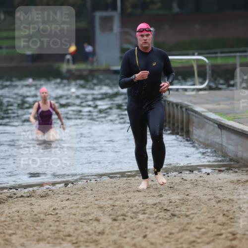 13.09.2026 - Stadtparktriathlon Mo-Foto http://msf.ph/oto/10253106 13.09.2026 09:50:47 Schwimmen 252, 307, 330, 342, 343 meine-sportfotos.de