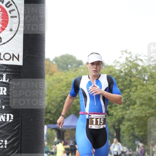 13.09.2026 - Stadtparktriathlon Patografie http://msf.ph/oto/10253107 13.09.2026 09:59:44 Ziel 106, 115, 138 meine-sportfotos.de
