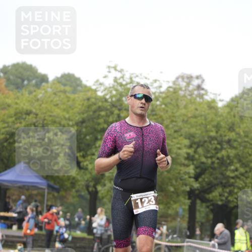 13.09.2026 - Stadtparktriathlon Patografie http://msf.ph/oto/10253114 13.09.2026 09:59:53 Ziel 123, 138 meine-sportfotos.de
