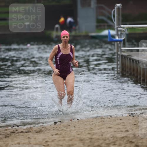 13.09.2026 - Stadtparktriathlon Mo-Foto http://msf.ph/oto/10253121 13.09.2026 09:50:52 Schwimmen 307, 342 meine-sportfotos.de