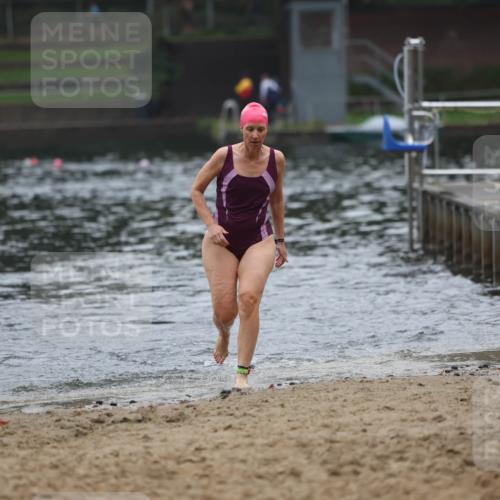 13.09.2026 - Stadtparktriathlon Mo-Foto http://msf.ph/oto/10253124 13.09.2026 09:50:53 Schwimmen 307, 342 meine-sportfotos.de
