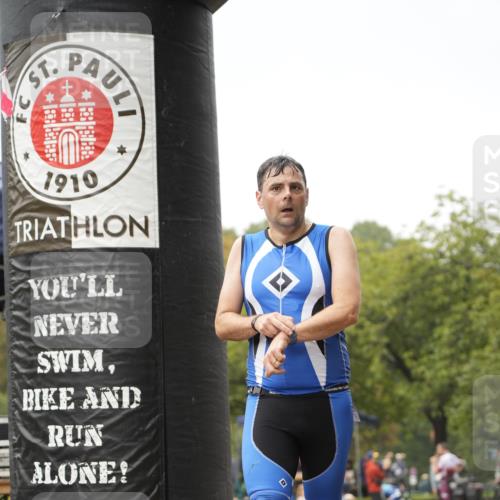 13.09.2026 - Stadtparktriathlon Patografie http://msf.ph/oto/10253143 13.09.2026 10:00:59 Ziel 114 meine-sportfotos.de