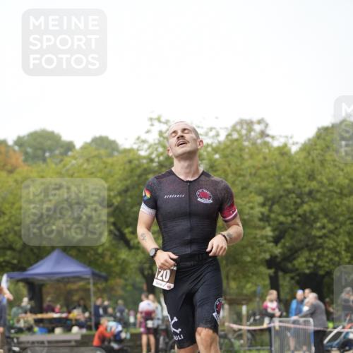 13.09.2026 - Stadtparktriathlon Patografie http://msf.ph/oto/10253155 13.09.2026 10:01:43 Ziel 83, 120, 128 meine-sportfotos.de