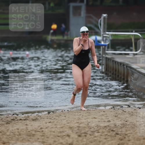 13.09.2026 - Stadtparktriathlon Mo-Foto http://msf.ph/oto/10253168 13.09.2026 09:51:32 Schwimmen 327 meine-sportfotos.de