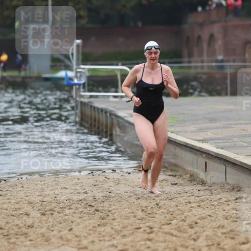 13.09.2026 - Stadtparktriathlon Mo-Foto http://msf.ph/oto/10253175 13.09.2026 09:51:33 Schwimmen 327 meine-sportfotos.de