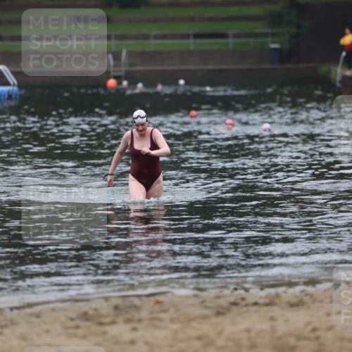 13.09.2026 - Stadtparktriathlon Mo-Foto http://msf.ph/oto/10253186 13.09.2026 09:51:40 Schwimmen  meine-sportfotos.de