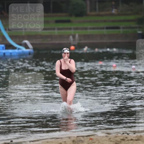 13.09.2026 - Stadtparktriathlon Mo-Foto http://msf.ph/oto/10253192 13.09.2026 09:51:45 Schwimmen 305 meine-sportfotos.de