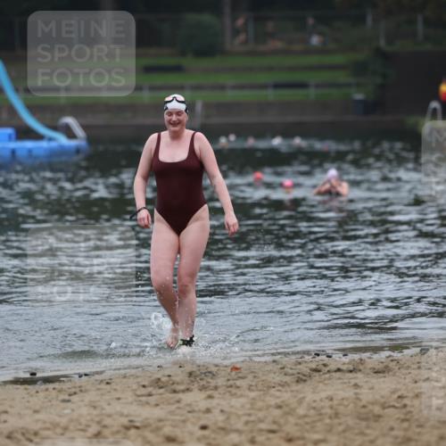 13.09.2026 - Stadtparktriathlon Mo-Foto http://msf.ph/oto/10253203 13.09.2026 09:51:49 Schwimmen 305 meine-sportfotos.de