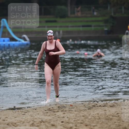 13.09.2026 - Stadtparktriathlon Mo-Foto http://msf.ph/oto/10253205 13.09.2026 09:51:49 Schwimmen 305 meine-sportfotos.de
