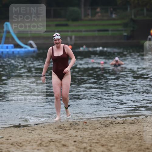 13.09.2026 - Stadtparktriathlon Mo-Foto http://msf.ph/oto/10253207 13.09.2026 09:51:49 Schwimmen 305 meine-sportfotos.de