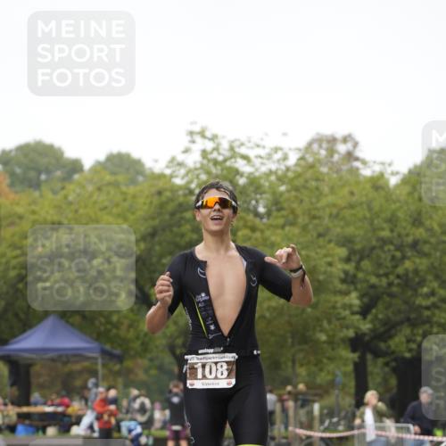 13.09.2026 - Stadtparktriathlon Patografie http://msf.ph/oto/10253210 13.09.2026 10:03:51 Ziel 108 meine-sportfotos.de